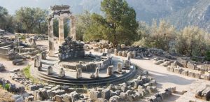 delphi private tours