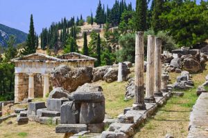 delphi tours